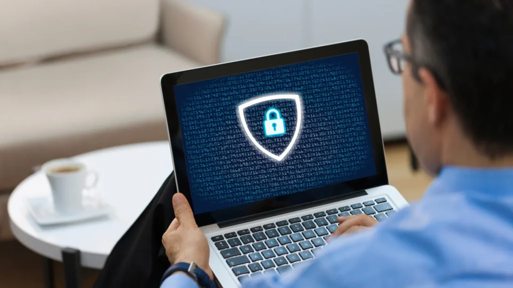Interface administrativa do ChatGPT Work destacando os novos controles de segurança e privacidade
